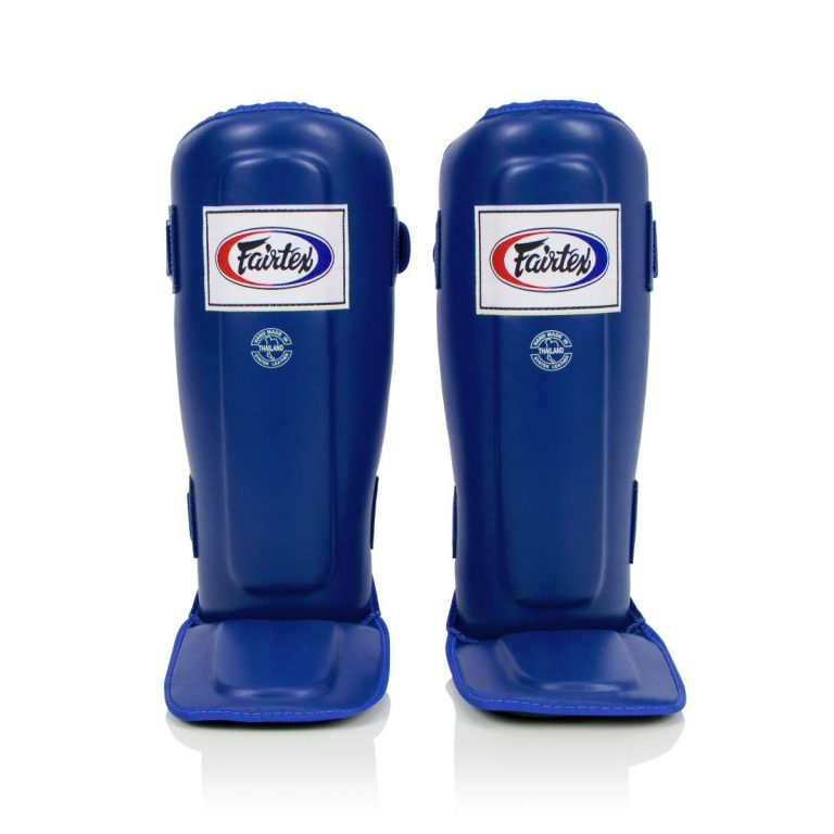 Keep your boxing gloves fresh and odor-free with the Fight Cartel Glove Deodorizer. Say goodbye to bacteria and hello to extended glove life! Perfect for gloves, gym bags, and shoes. Get yours now! Blue