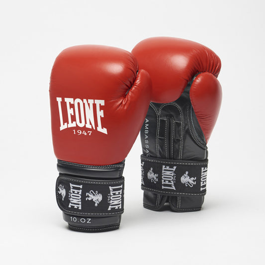 Leone 1947 Ambassador Gloves in striking red. Main View