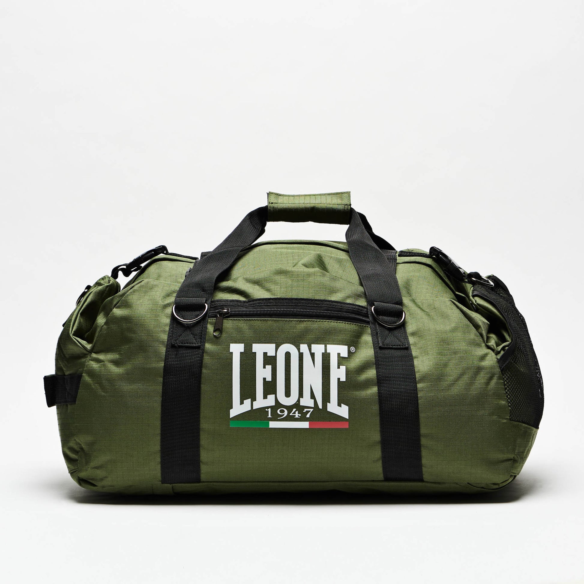 Leone Sport Backpack Bag with Retractable Straps Green Front ViewLeone Black Edition Backpack Bag - Boxing gym bag with sturdy shoulder straps Green